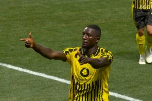 多特2-0领先蒙特雷！吉拉西梅开二度，阿德耶米助攻双响！