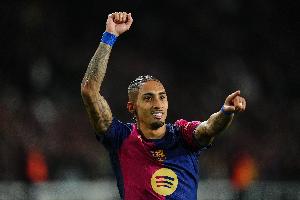 九游官网入口-质疑世俱杯拉菲尼亚：球员有权拥有1个月假期，最少也要3周