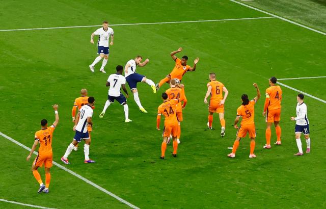 九游娱乐-英格兰获点引争议 英名宿&amp;专家：不该判点球